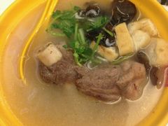 -小杨生煎(金山百联购物中心3楼店)