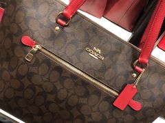 -COACH蔻驰(赛特奥特莱斯店)