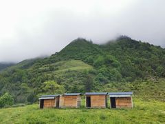 -硗碛藏寨·神木垒景区