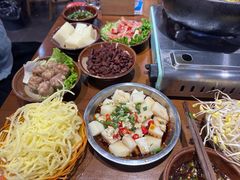 -黔有有贵州酸汤夺夺粉火锅(五味十字店)