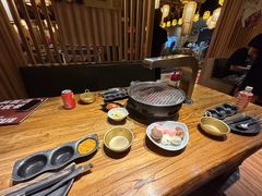 -金刚山黑牛炭火自助烤肉(西大望路店)
