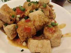 -霄汉牛三鲜湖北砂锅菜(万松园2店)