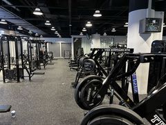 -TMG潮流健身(奥体莲荷里店)