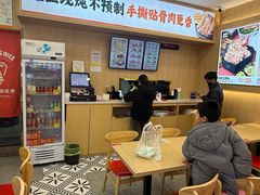 -犟骨头排骨饭•大骨面(弘阳广场店)