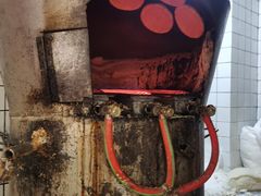 -三兄弟高炉烧饼