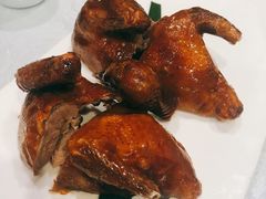 脆皮乳鸽-燕郊烧鸽子(和众店)