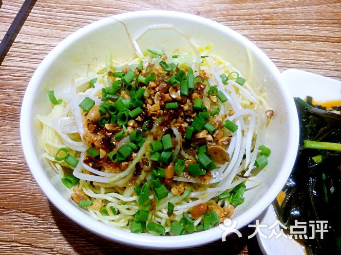 丝丝香王凉粉图片