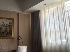 -维也纳智好酒店(深圳罗湖口岸国贸火车站店)