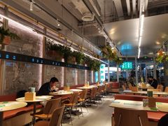 -老乡鸡(上海白玉兰广场店)