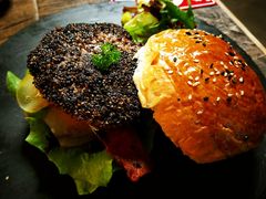 -HIGH FIVE哈福手工汉堡(桂林路店)