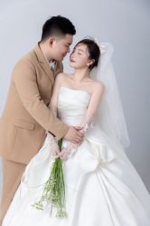 -MAO亲爱的猫婚纱摄影工作室
