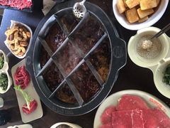 -巴倒烫陆派火锅山庄(南山总店)