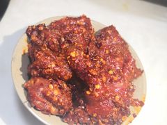 -渝嘴小老弟老火锅(华新村店)
