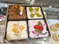 -山与蓝·轻糖鲜果蛋糕(勒泰店)