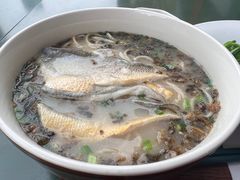 雪菜小黄鱼面-顶特勒·黄鱼馆·特色菜(上海大世界店)