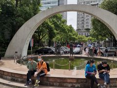 -上海市闵行区中心医院·停车场