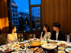 -五谷丰登农家院·地道胶东菜·海鲜烧烤(威海店)