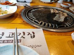 -唯成•韩国炭火烤肉 유성고기