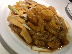 葱烧蹄筋-闫府私房菜·百年鲁菜(恒隆店)