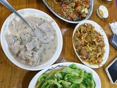 -遇龙河大樟树农家乐