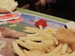 -麦当劳(东急新天地店)