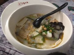 -红丫骨汤麻辣烫(汽车站店)