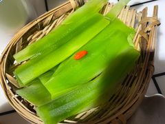 -喜悦小串丹东小黄牛海鲜烧烤大排档(民主广场店)