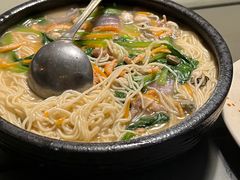 -三姐妹·海鲜大排档