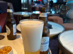 -OZONE 顶楼酒吧(香港丽思卡尔顿酒店)