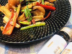 干锅排骨虾-成都钓鱼台精品酒店-品聚·成都餐厅