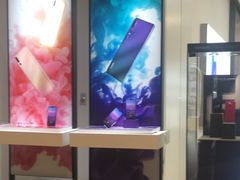 -华为授权体验店(中山公园来福士)