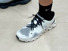 -On昂跑(广州太古汇店)