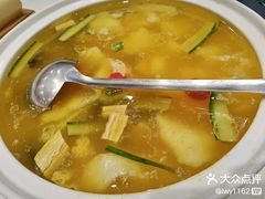 -老六饭店(翠通路店)