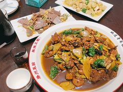 -鲁南仔·滕州炒鸡(经三路店)