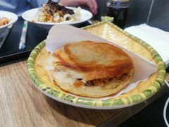 招牌肉夹馍-老陈家擀面皮(木塔巷店)