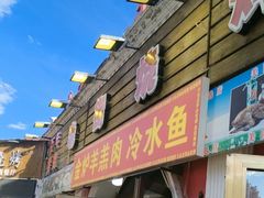 -布尔津河堤夜市