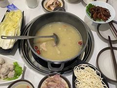 -汤宴·参须肚包鸡(南京路店)