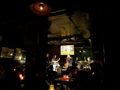 -东岸Cafe 爵士俱乐部