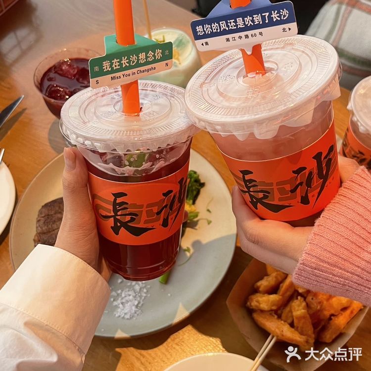 江景无敌了 !!我怀疑这家餐厅在贩卖人间浪漫💕