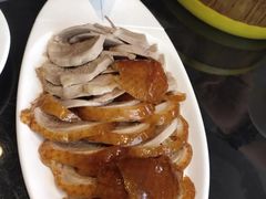 精品烤鸭-皇城根·烤鸭·鱼头·家常菜(欧亚大观乐活城店)