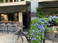 -转山咖啡(松柏社区店)