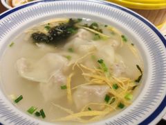 虾肉小馄饨-王家沙点心店(南京西路总店)