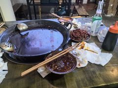 -黄潇洒老火锅(九眼桥宏济巷店)