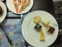 android_upload_pic-小天鹅戴斯酒店鲸鲨百汇创作料理