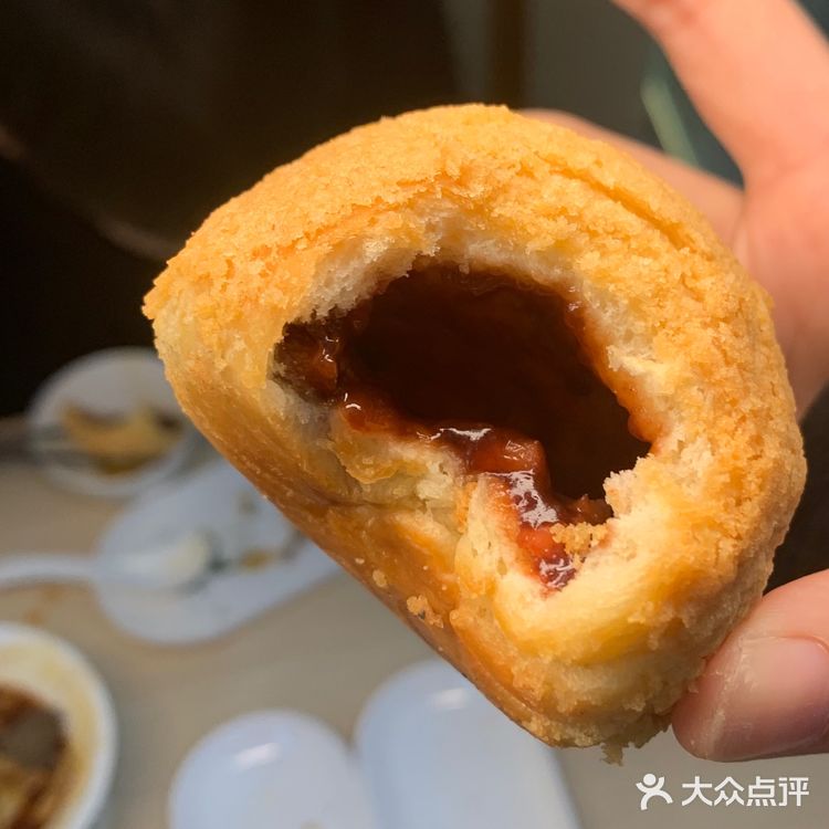 终于吃到酥皮山楂叉烧包！！