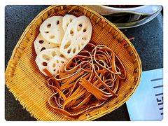 -楠柏弯休闲山庄(梨花溪店)