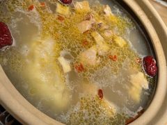 -邹开喜·炭炉鸡煲·海鲜火锅(虹口足球场店)
