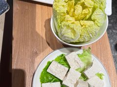 -三人行骨头王火锅(长寿店)
