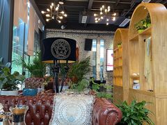 -桉树林A coffee 森林餐厅(三圣乡店)