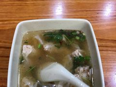 -老上海馄饨铺(浙江中路店)
